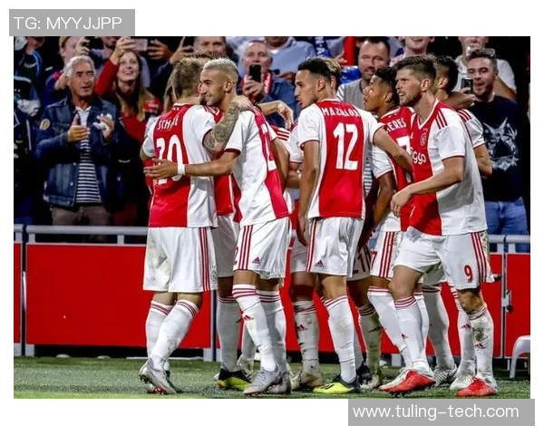 阿贾克斯与基迪纳摩对决大名单揭晓球员阵容分析与战术展望