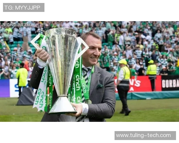 凯尔特人官方:球队主帅罗杰斯辞去职务并当即离任 凯尔特人官方:球队主帅罗杰斯辞去职务并当即离任